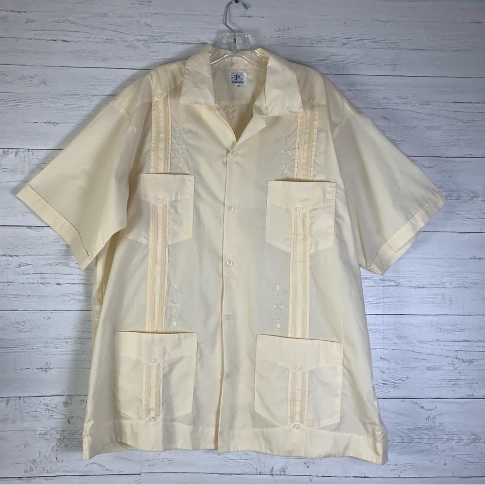 Silvia Lopez mens guayabera/cuban embroidered shirt size 48 light yellow